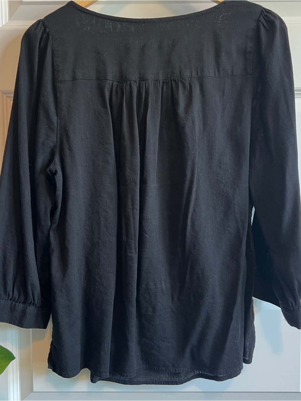OLD NAVY Embroidered Boho Top Large - Picture 2 of 5